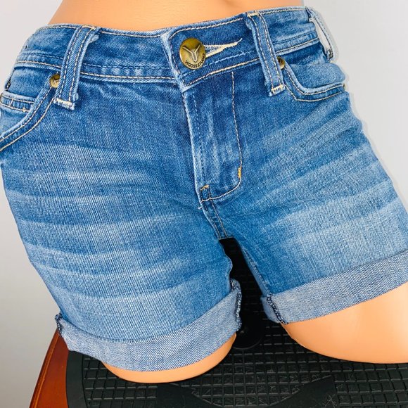 Vigoss Studio The Ritz Cuffed Jean Shorts 0 25 - Picture 3 of 10